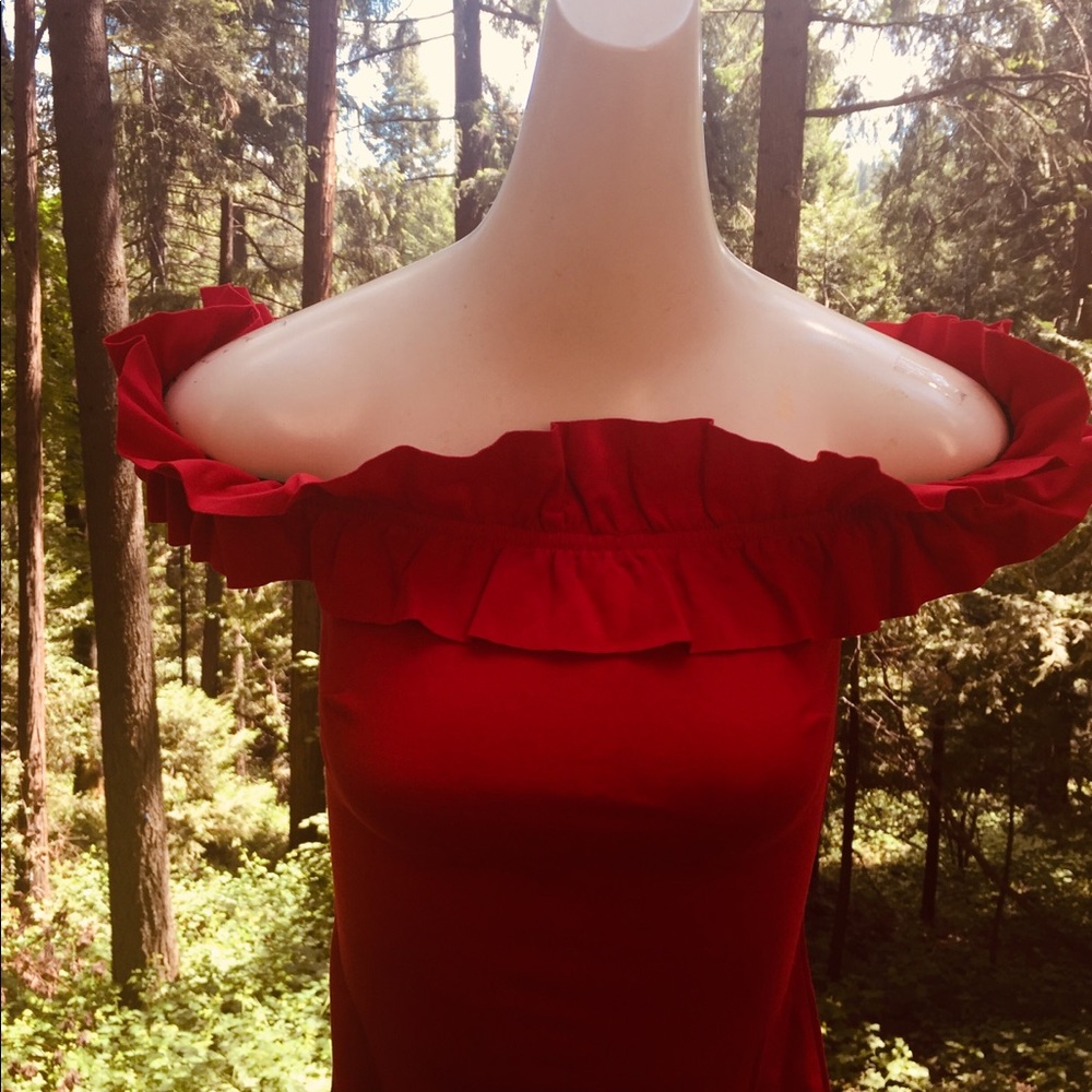 Bebe ruffle neck slim fit saffron red knit off the shoulder dress - Picture 2 of 8